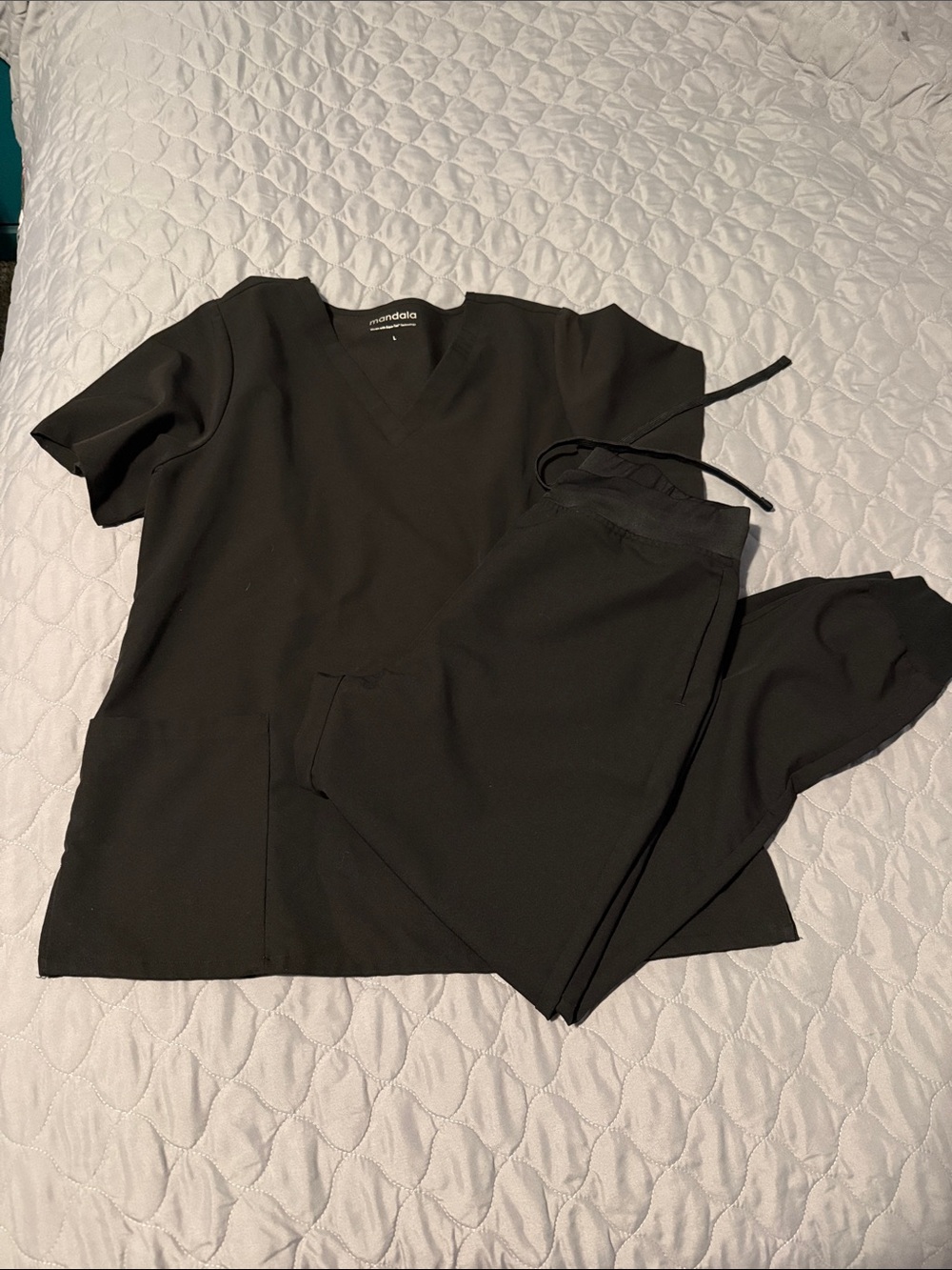 Mandala Women's Black V-Neck Scrub Top with Black Jogger Pants